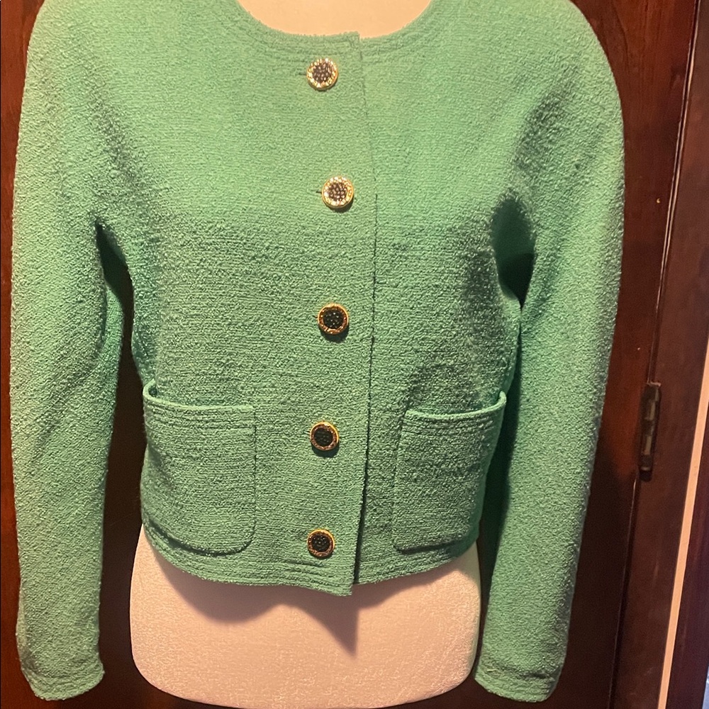 CHANEL Green Bouclé Cropped Jacket with Gold Buttons